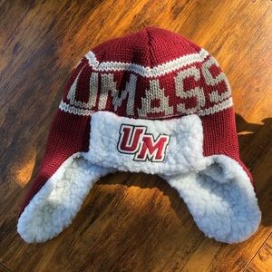 Knit UMass Amherst winter hat, one size